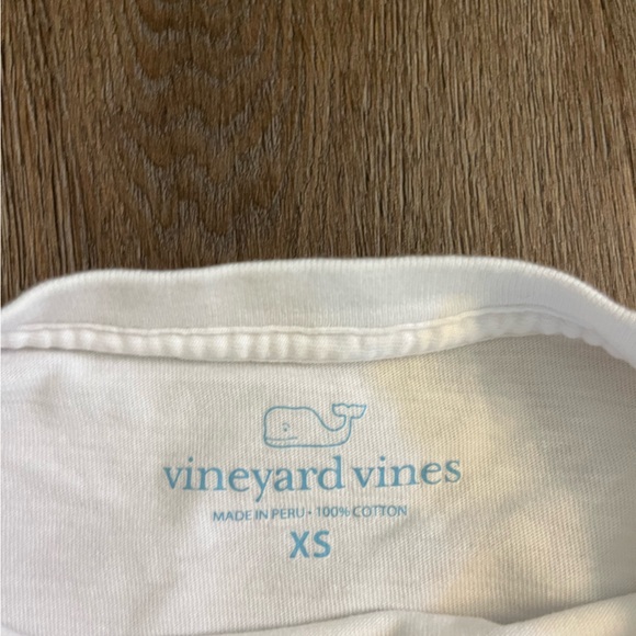 Vineyard Vines White Chicago Long Sleeve - Picture 2 of 4